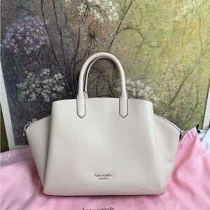 Kate Spade Avenue Satchel Medium